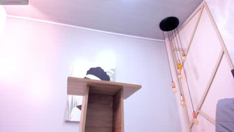           online show from July 1, 11:53 am