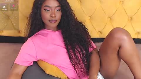 Snapshot of alishaweir chatting on September 12, 5:20 pm Luna online show from September 12, 5:20 pm
