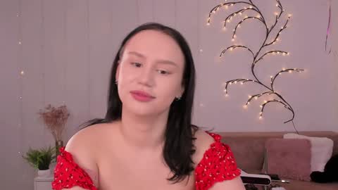 Snapshot of alisia_mars chatting on January 20, 5:48 am Alisia online show from January 20, 5:48 am
