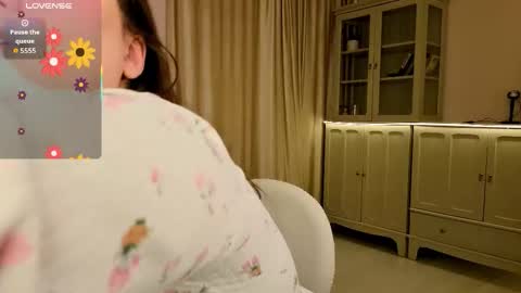 Alisia online show from November 21, 5:53 am