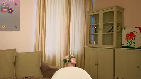 Alisia online show from November 26, 8:04 am