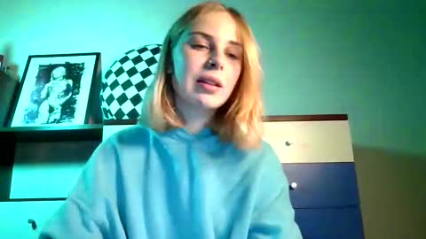 Alisa online show from October 22, 9:20 pm