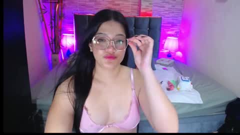 Alison online show from April 30, 11:08 pm