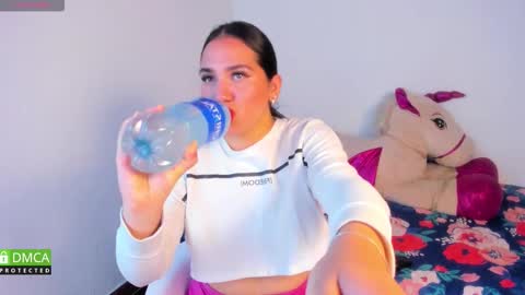 Alison cruz online show from March 17, 11:58 am