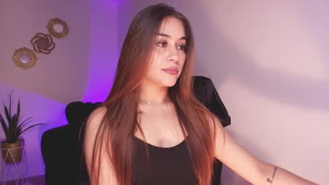 Snapshot of aliss_es chatting on September 24, 10:09 pm ALISS online show from September 24, 10:09 pm