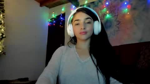 Alisson369  online show from December 4, 8:38 am