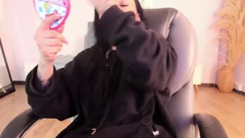 alisson__cortez online show from March 18, 1:49 pm