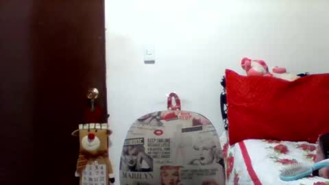 Snapshot of alisson_brand chatting on December 19, 11:50 am alisson brand online show from December 19, 11:50 am