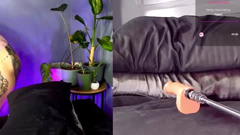 A  L  I  S  S  O  N online show from December 19, 11:30 pm