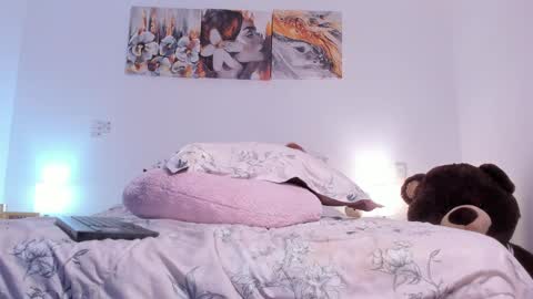 Goddess  online show from November 5, 1:33 am