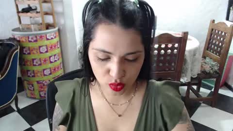 Alix online show from February 24, 3:20 pm