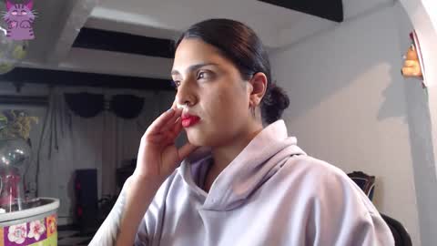 Alix online show from September 17, 2:42 am