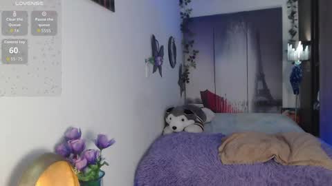 alix_kitty_ online show from June 25, 5:12 am