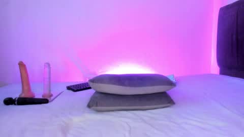 alizzon online show from July 9, 1:30 am