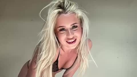 Allana online show from March 25, 1:14 pm