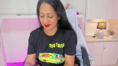 ALISON   online show from June 11, 8:05 pm