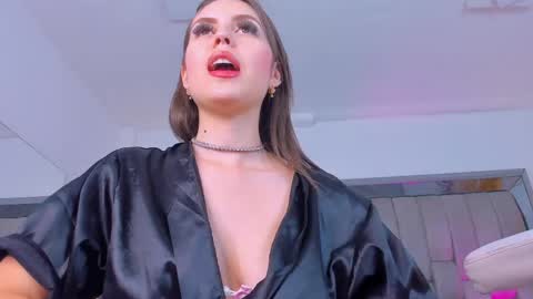    online show from June 4, 2:43 pm