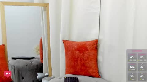    online show from November 29, 8:02 pm