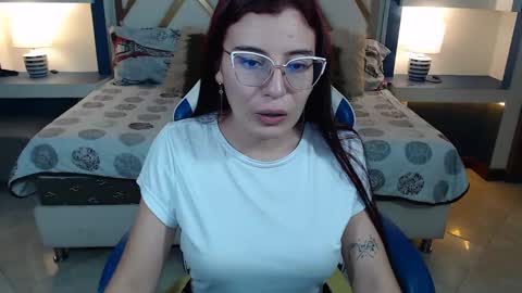 Snapshot of allisonlove_88 chatting on December 20, 2:52 am ALLISON online show from December 20, 2:52 am