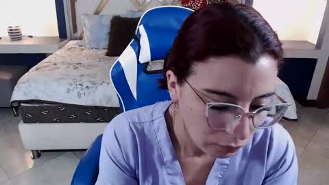 Snapshot of allisonlove_88 chatting on January 21, 2:43 am ALLISON online show from January 21, 2:43 am