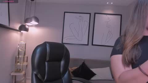 Allison Rogers online show from March 7, 3:35 am