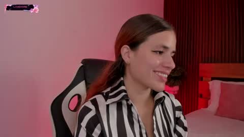 A L L I S S online show from July 4, 9:54 pm