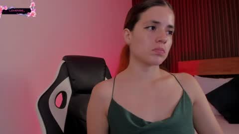 A L L I S S online show from July 28, 8:52 pm