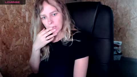 alllexandra online show from August 3, 9:04 am