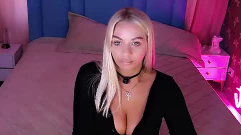AlwaysHot online show from June 20, 2:26 am