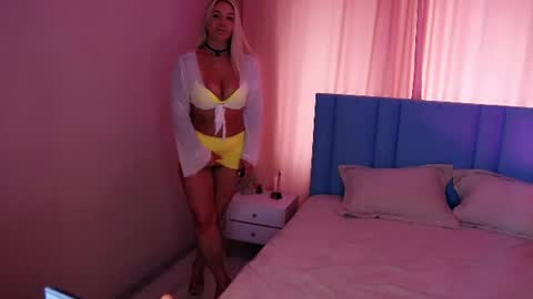 AlwaysHot online show from June 15, 2:34 am