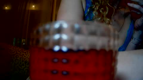 allycat4xoxo online show from July 18, 4:05 am