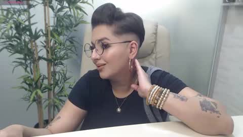         online show from February 27, 7:47 pm