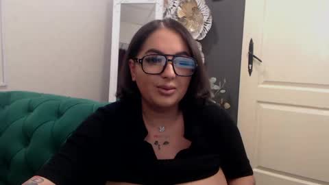         online show from April 28, 4:11 pm