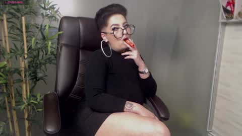         online show from January 28, 9:50 pm