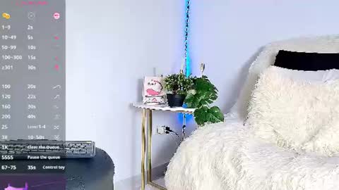 allymdo online show from June 30, 6:07 pm