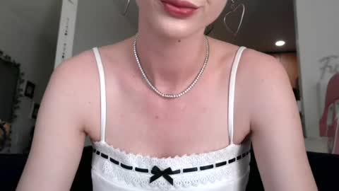 Ally Girl In Her Ally World online show from July 14, 1:50 am