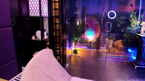 Alma online show from December 3, 8:06 am