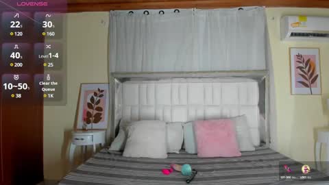 Snapshot of almasaennz chatting on March 4, 8:05 pm   online show from March 4, 8:05 pm