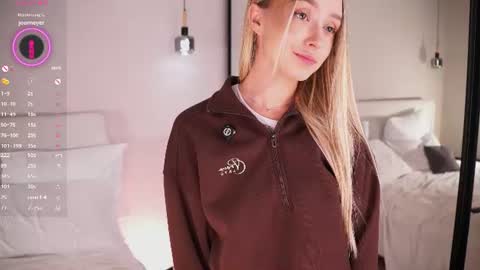 Lia online show from July 26, 3:25 am