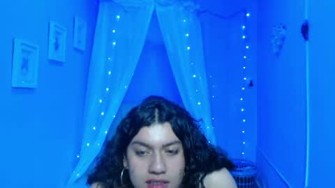 alondra099 online show from April 24, 3:26 pm