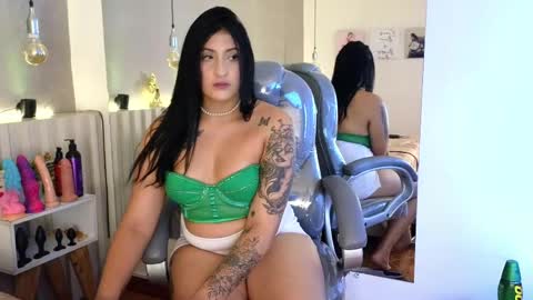 alondra_king online show from May 4, 3:54 am
