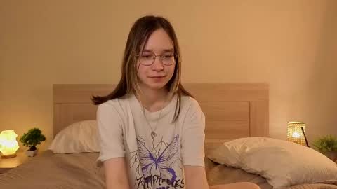 Alorenna online show from April 29, 3:58 pm