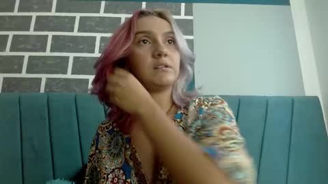 Alter  online show from November 30, 4:22 pm