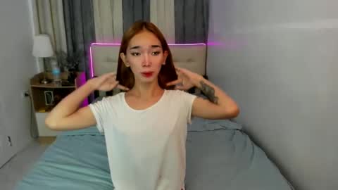 Andrea online show from April 21, 4:19 am