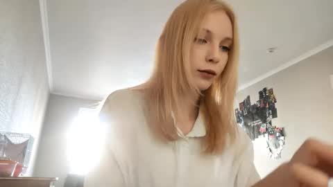 Snapshot of altheadoyel chatting on September 13, 1:41 pm May online show from September 13, 1:41 pm