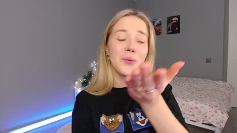 Amelia NEXT STREAM  online show from December 18, 2:28 pm