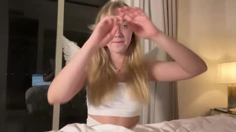 Amelia NEXT STREAM  online show from February 14, 1:13 pm