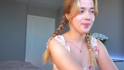 Amelia NEXT STREAM  online show from September 12, 1:40 pm