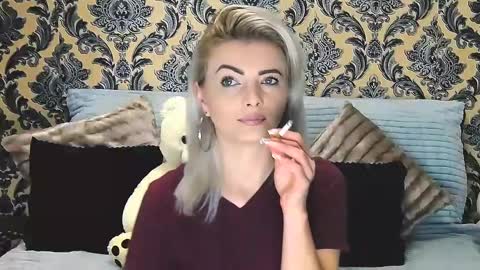 aly online show from February 23, 11:36 am