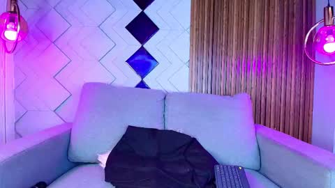 sopie online show from September 22, 7:12 pm